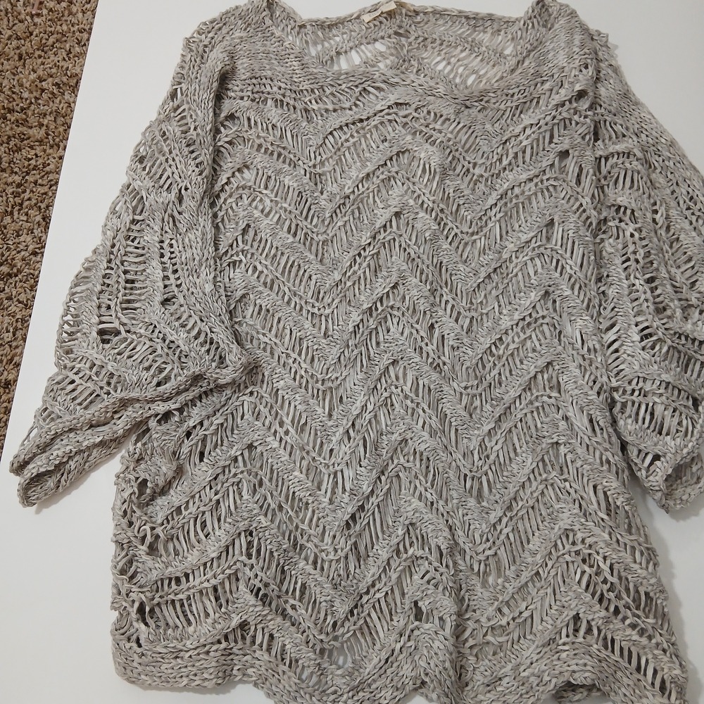 Women's Gray Knit Sweater
